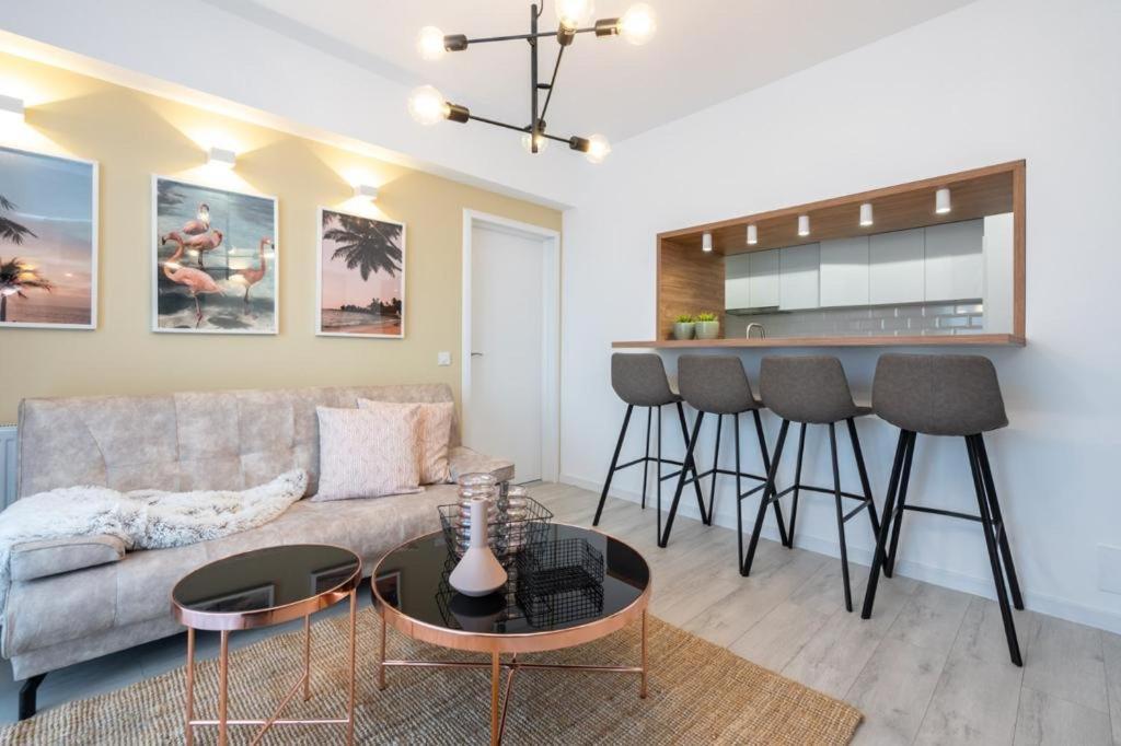 Piata Romana, Two Bedrooms Apartment Bükreş Dış mekan fotoğraf