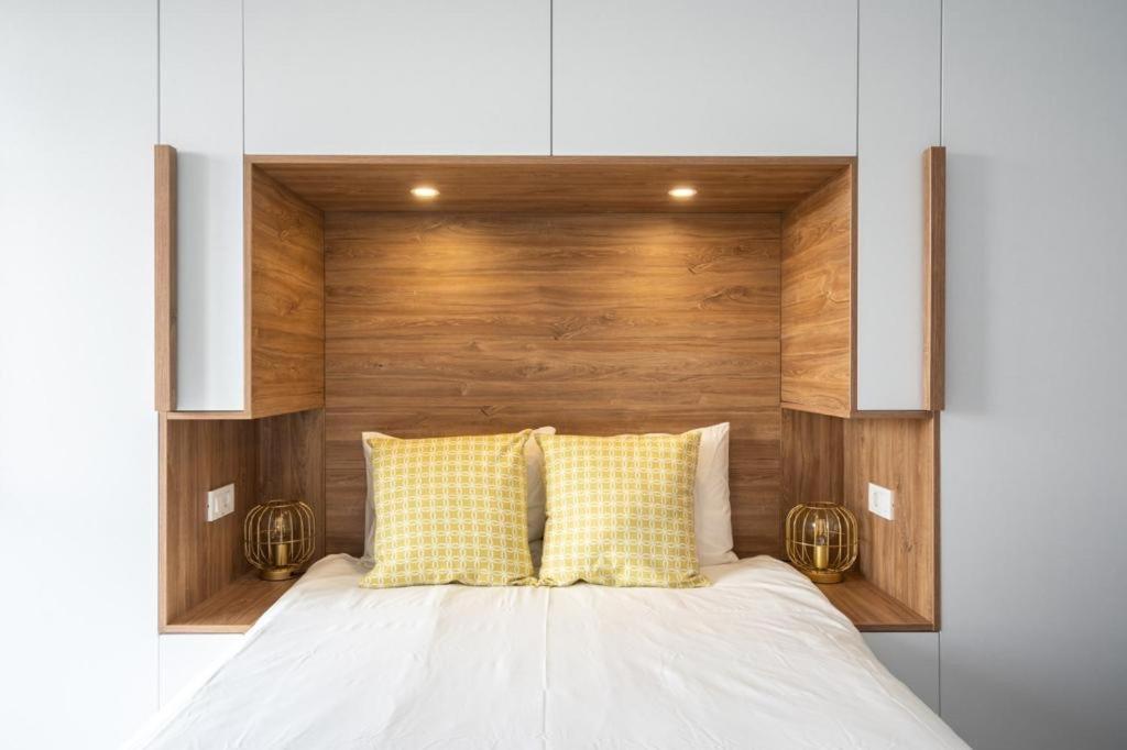 Piata Romana, Two Bedrooms Apartment Bükreş Dış mekan fotoğraf
