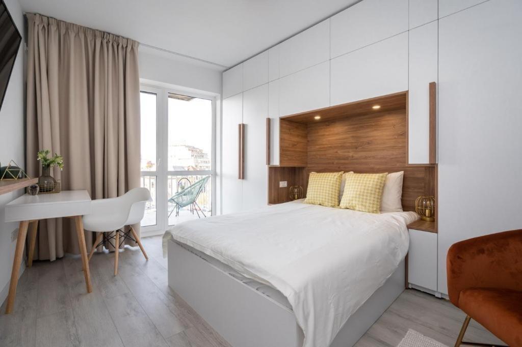 Piata Romana, Two Bedrooms Apartment Bükreş Dış mekan fotoğraf