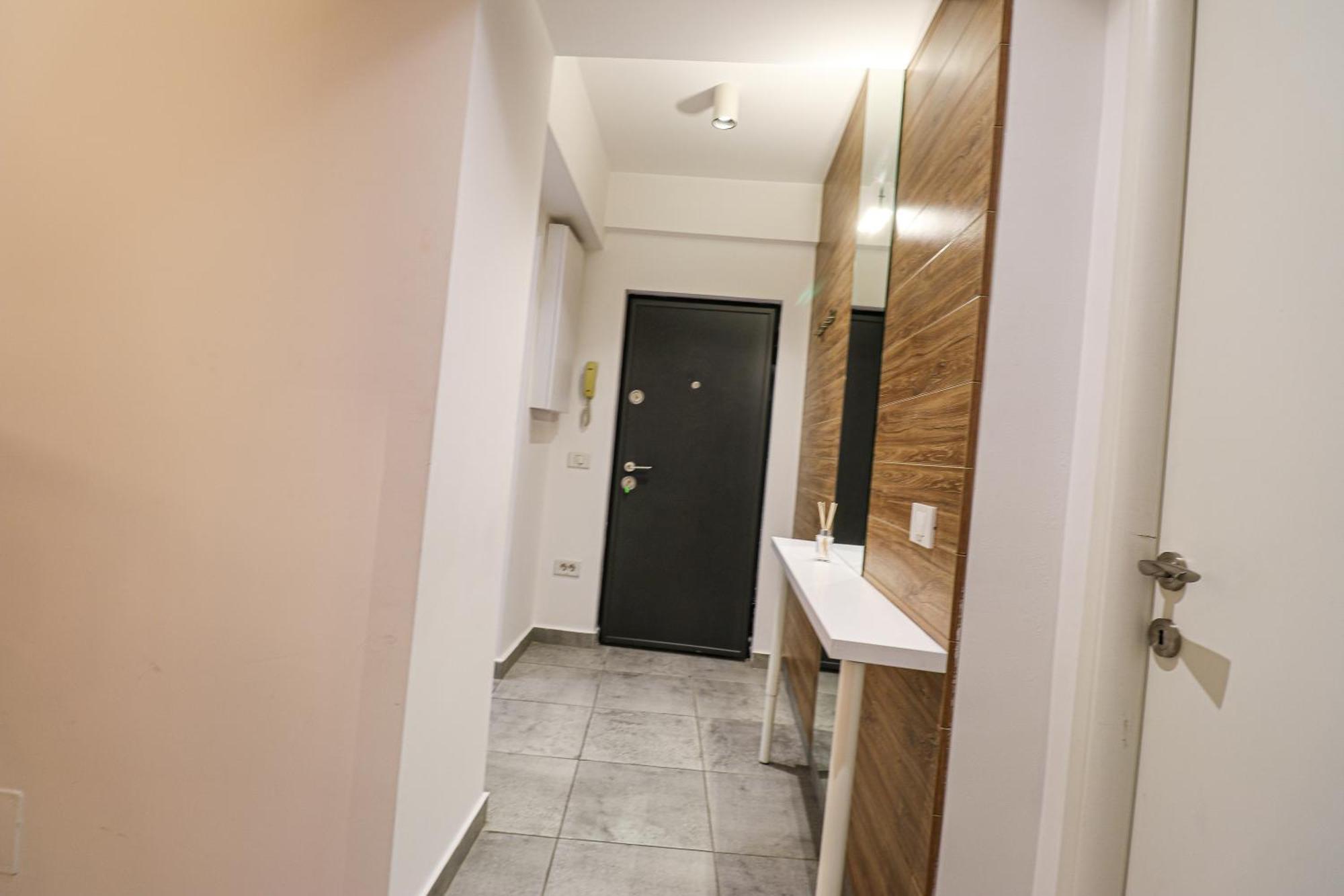 Piata Romana, Two Bedrooms Apartment Bükreş Dış mekan fotoğraf